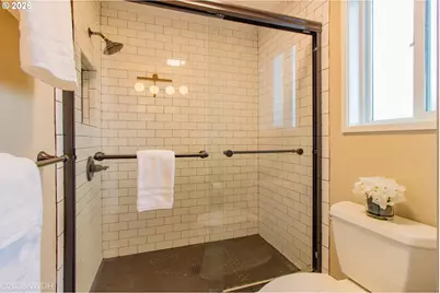 3325 Honeywood St, Eugene, OR 97408 - Photo 18