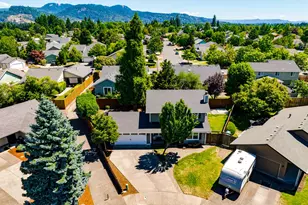 3325 Honeywood St, Eugene, OR 97408 - Photo 1