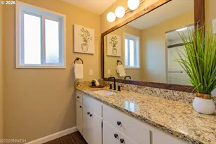 3325 Honeywood St, Eugene, OR 97408 - Photo 16