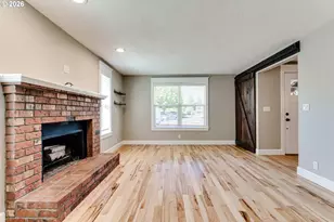 3325 Honeywood St, Eugene, OR 97408 - Photo 12