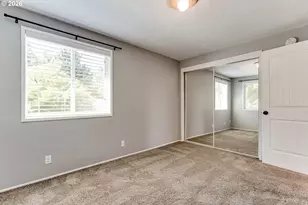 3325 Honeywood St, Eugene, OR 97408 - Photo 32