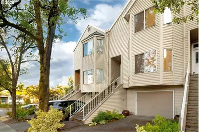 242 S Sweeney St, Portland, OR 97239 - Photo 2