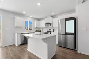 10205 NE 79th Ct, Vancouver, WA 98662 - Photo 8