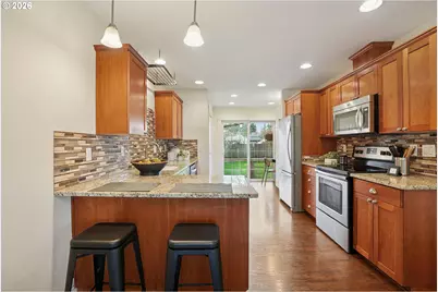 6106 SE Lambert St, Portland, OR 97206 - Photo 8