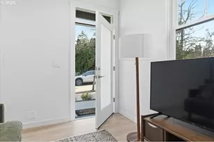 5053 NE 47th Pl, Portland, OR 97218 - Photo 4