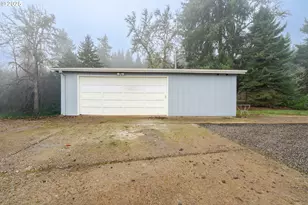 30610 Santiam Hwy, Lebanon, OR 97355 - Photo 38