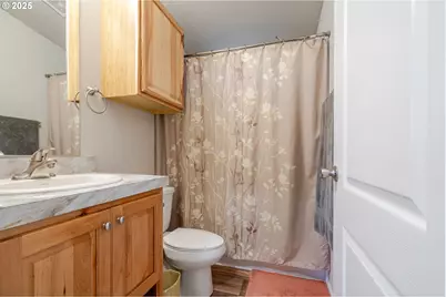 30610 Santiam Hwy, Lebanon, OR 97355 - Photo 24