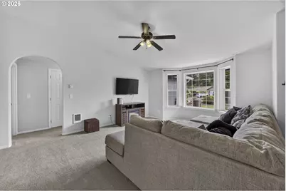 128 Park Village Loop, Florence, OR 97439 - Photo 4