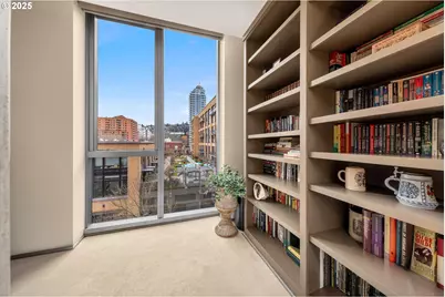 1221 SW 10th Ave #505, Portland, OR 97205 - Photo 28