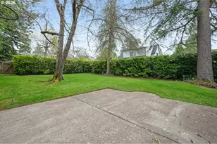 2045 Kincaid St, Eugene, OR 97405 - Photo 34