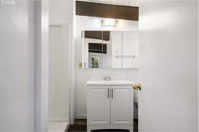 3560 Harlow Rd, Eugene, OR 97401 - Photo 14