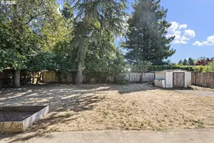 3560 Harlow Rd, Eugene, OR 97401 - Photo 28