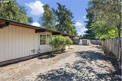 3560 Harlow Rd, Eugene, OR 97401 - Photo 26