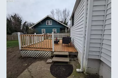 415 SE Roberts Ave, Gresham, OR 97080 - Photo 22