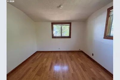 3817 E Amazon Dr, Eugene, OR 97405 - Photo 10