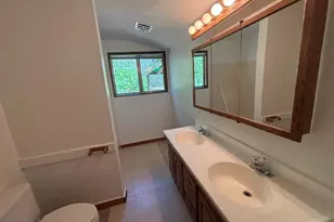 3817 E Amazon Dr, Eugene, OR 97405 - Photo 18