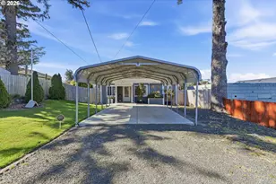 376 S Wall St, Coos Bay, OR 97420 - Photo 28