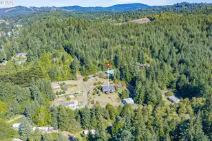 502 SE Johnson St, Coquille, OR 97423 - Photo 8