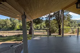 9450 Bullock Rd, Oakland, OR 97462 - Photo 8