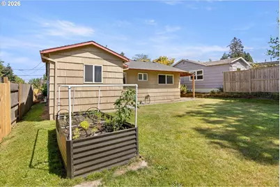 9235 N Seward Ave, Portland, OR 97217 - Photo 20