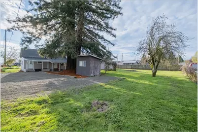 111 E 3rd St, Halsey, OR 97348 - Photo 8