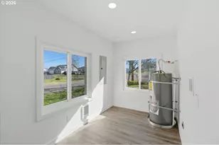 111 E 3rd St, Halsey, OR 97348 - Photo 40