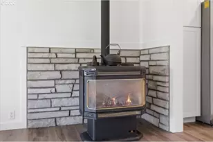 111 E 3rd St, Halsey, OR 97348 - Photo 42