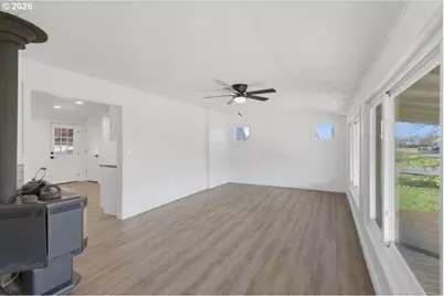 111 E 3rd St, Halsey, OR 97348 - Photo 16