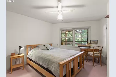 4622 Mapleton Dr, West Linn, OR 97068 - Photo 18