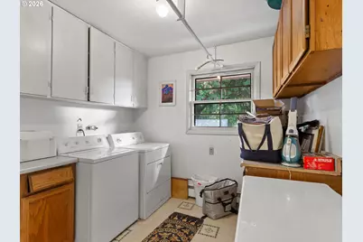 4622 Mapleton Dr, West Linn, OR 97068 - Photo 22