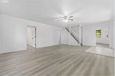 11420 SE Clinton, Portland, OR 97266 - Photo 10