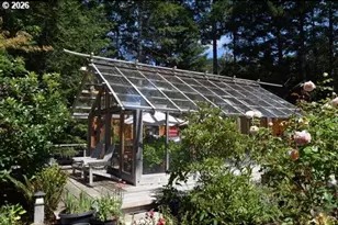 97137 N Bank Rogue River Rd, Gold Beach, OR 97444 - Photo 20