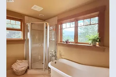 97137 N Bank Rogue River Rd, Gold Beach, OR 97444 - Photo 18