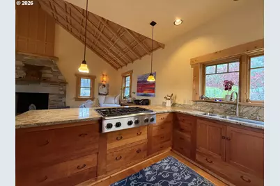 97137 N Bank Rogue River Rd, Gold Beach, OR 97444 - Photo 10