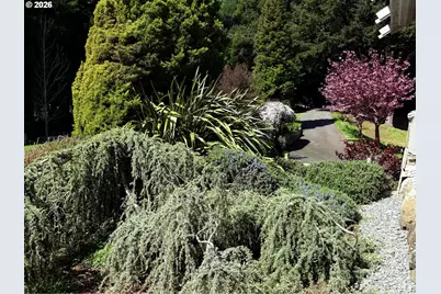 97137 N Bank Rogue River Rd, Gold Beach, OR 97444 - Photo 32