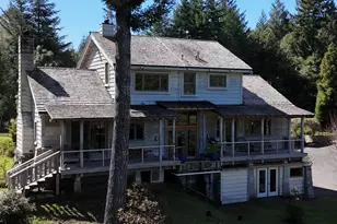 97137 N Bank Rogue River Rd, Gold Beach, OR 97444 - Photo 6