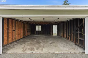 2450 Grant St, North Bend, OR 97459 - Photo 26