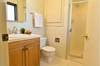 12505 SW Tiger Lilly Ln, Beaverton, OR 97008 - Photo 14