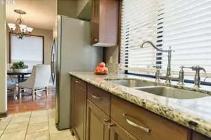 12505 SW Tiger Lilly Ln, Beaverton, OR 97008 - Photo 8