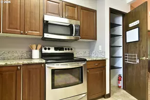 12505 SW Tiger Lilly Ln, Beaverton, OR 97008 - Photo 10