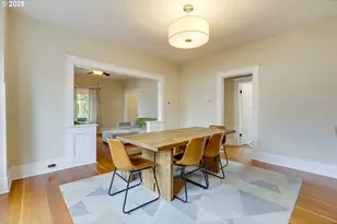 8113 SE Morrison St, Portland, OR 97215 - Photo 10