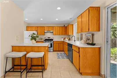 1037 NE Lija Loop, Portland, OR 97211 - Photo 16