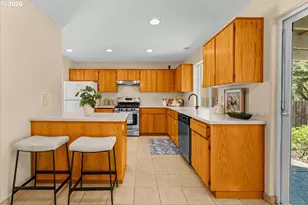 1037 NE Lija Loop, Portland, OR 97211 - Photo 16