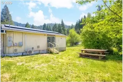 251 Humphrey Addition Rd, Glendale, OR 97442 - Photo 6