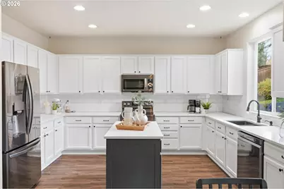 16418 Trail View Dr, Oregon City, OR 97045 - Photo 18