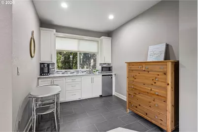 2551 W 1st St, Washougal, WA 98671 - Photo 16