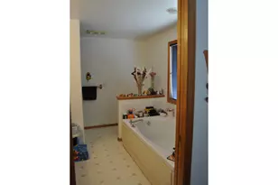 4198 Lancaster Dr, Eugene, OR 97404 - Photo 18