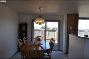 4198 Lancaster Dr, Eugene, OR 97404 - Photo 32