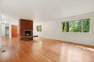 3270 SW Fairmount Blvd, Portland, OR 97239 - Photo 8