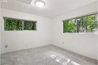 3270 SW Fairmount Blvd, Portland, OR 97239 - Photo 28
